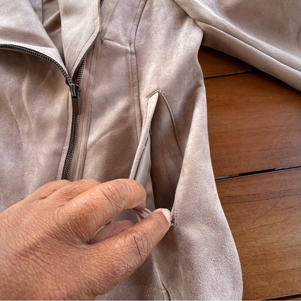 Carmen Marc Valvo Jacket - Picture 5 of 7
